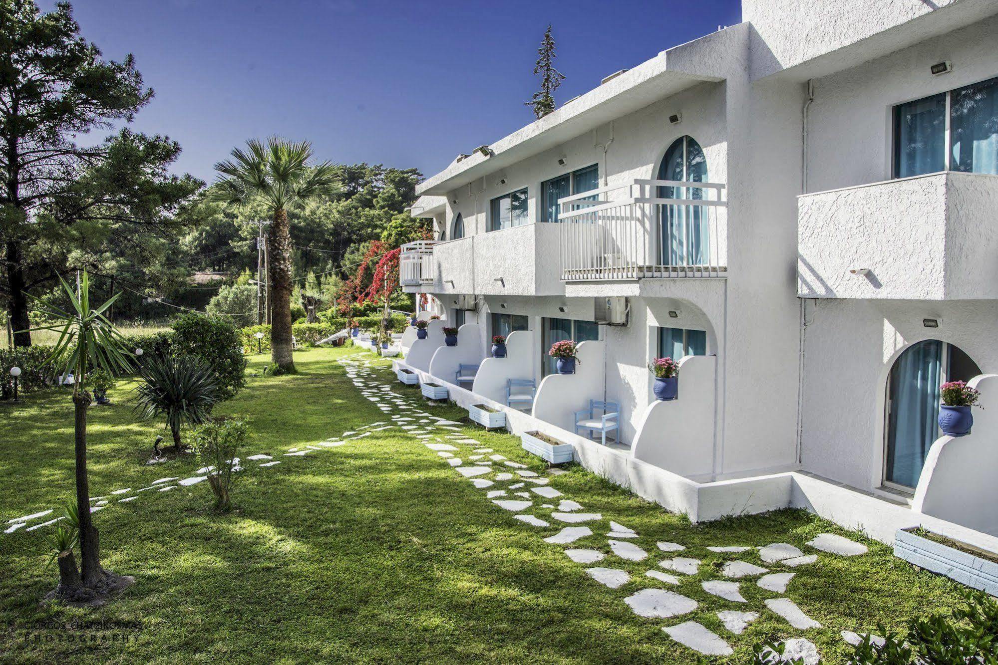 Pine Trees Art Hotel Ixia  Dış mekan fotoğraf